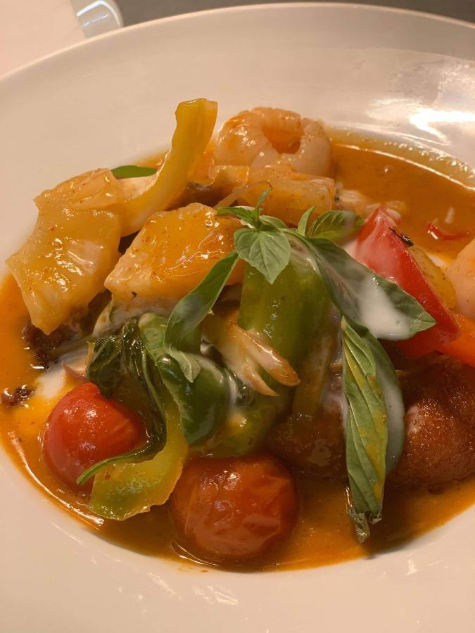 Siam Cottage Guesthouse Over 300 Years Old With Thai Restaurant Moreton-in-Marsh Екстериор снимка