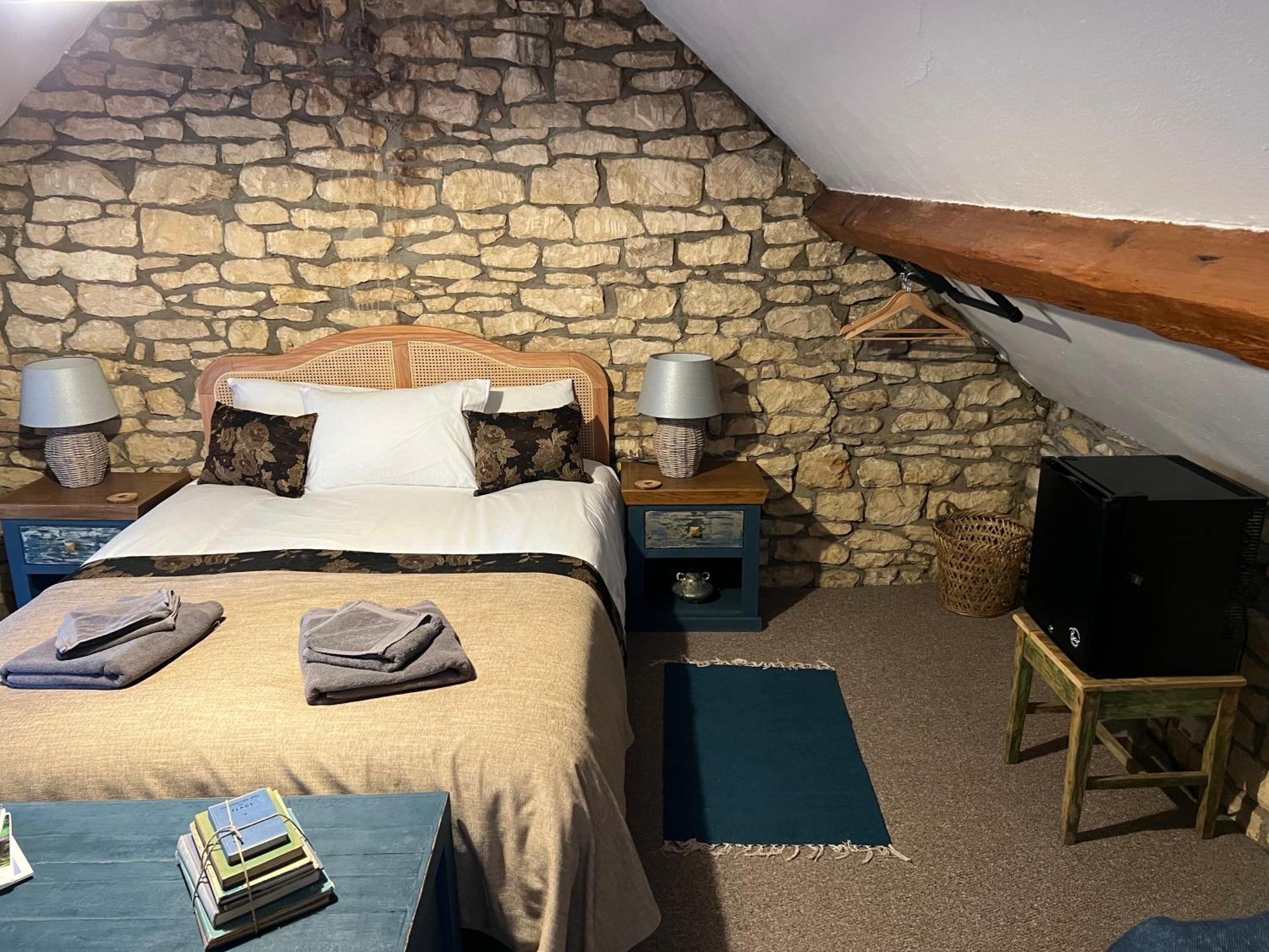 Siam Cottage Guesthouse Over 300 Years Old With Thai Restaurant Moreton-in-Marsh Екстериор снимка