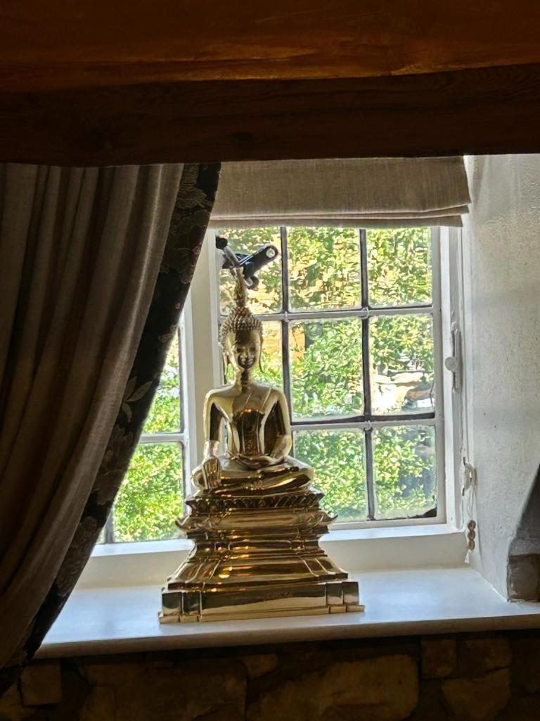 Siam Cottage Guesthouse Over 300 Years Old With Thai Restaurant Moreton-in-Marsh Екстериор снимка